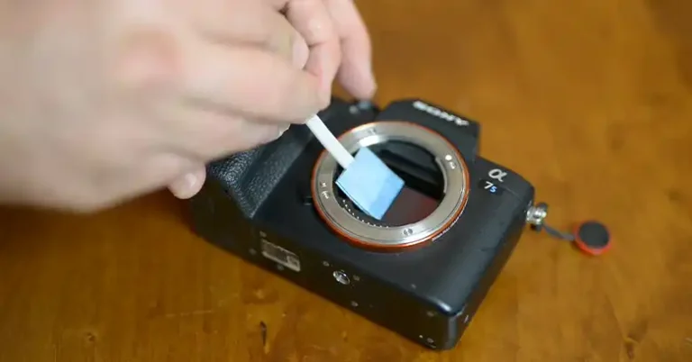 How to Clean Mirrorless Camera Sensor Safely?